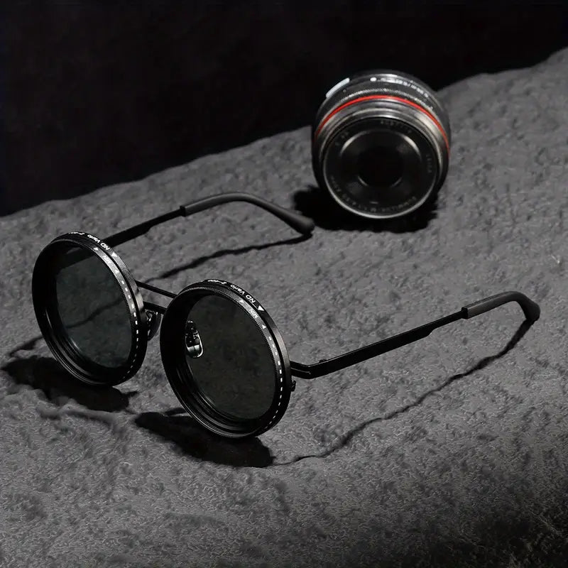 OPTIDARK™ Adjustable Lens نظارتك الذكية بتقنية التعتيم المتدرج – مثالية للرجل العصري والمرأة الأنيقة